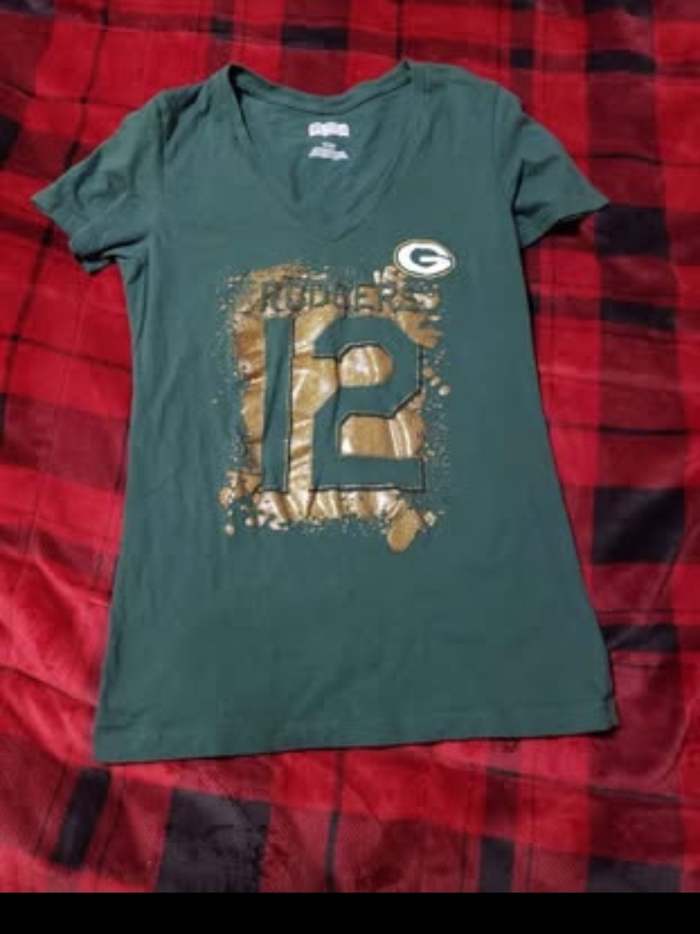 #054- Ladies medium Aaron rodgers shirt